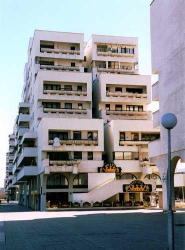 Brams Es Hotel Skopje Buitenkant foto