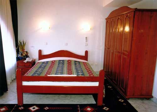 Brams Es Hotel Skopje Buitenkant foto